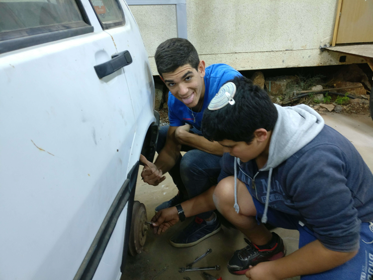 מכונאות (2).jpg